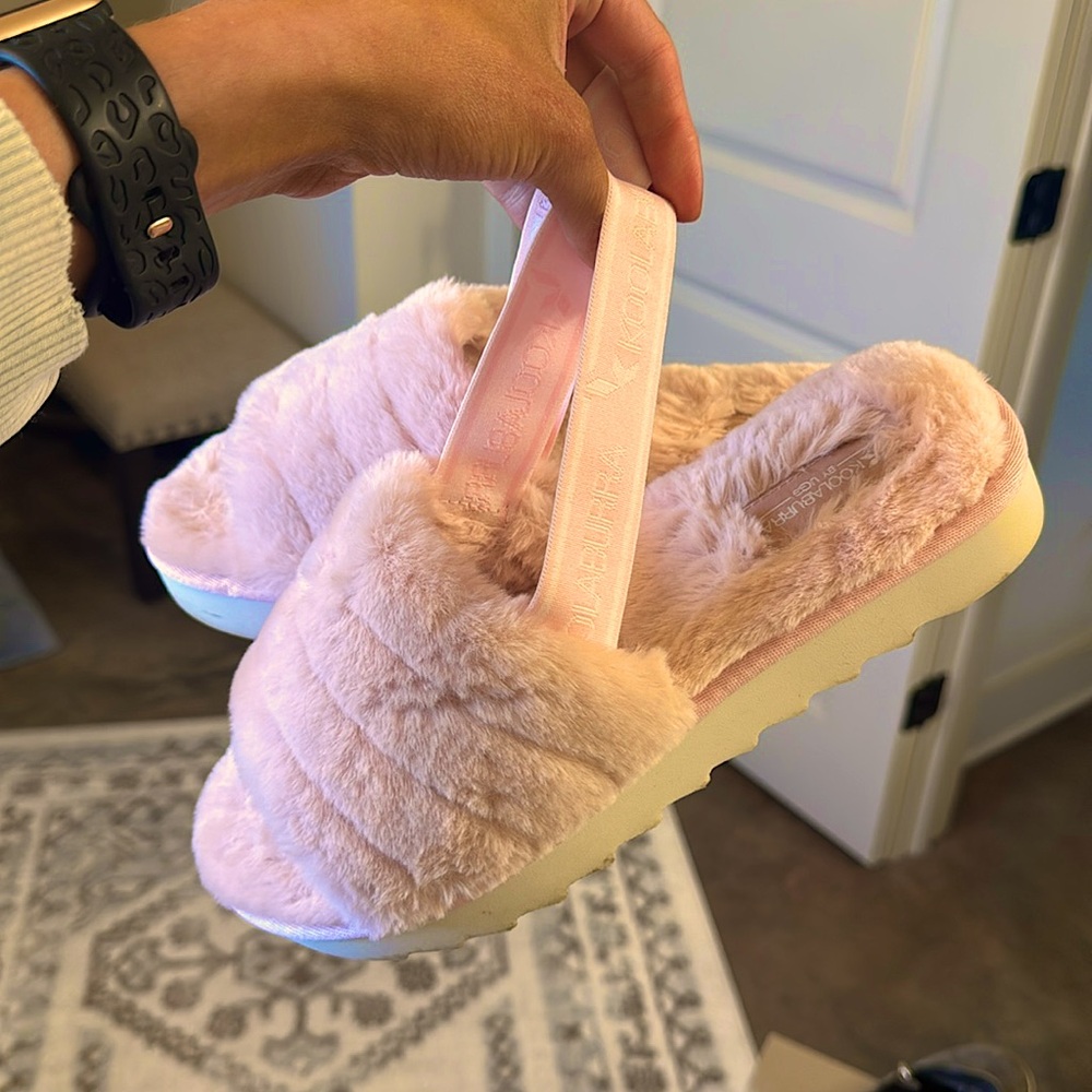 Koolaburra by Ugg Pink Fuzzy Slippers